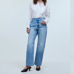 Madewell Petite Curvy 90s Straight Jean in Resivor Wash